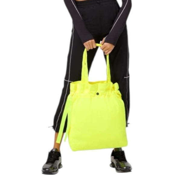 lululemon athletica Handbags - NWT RARE!!! LULULEMON Easy As Sunday Highlight Yellow 19L Tote Bag
